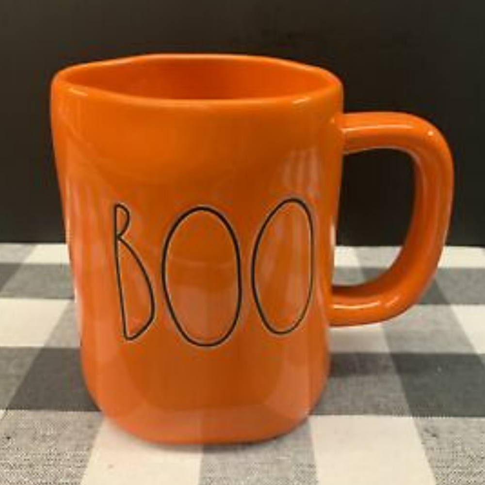 rae dunn boo mug